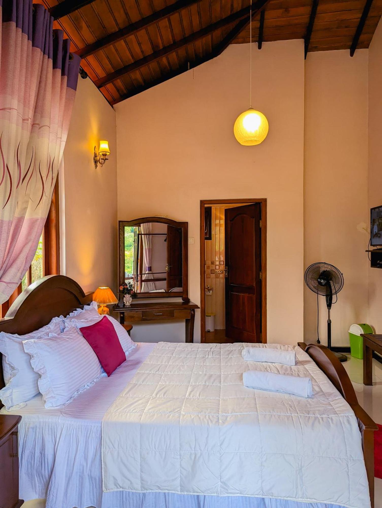 Ella Heaven Inn Kumbalwela Ngoại thất bức ảnh